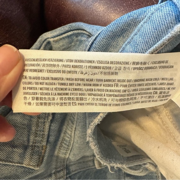 ABERCROMBIE & FITCH The Dad High Rise Jeans Light Wash - Picture 11 of 11